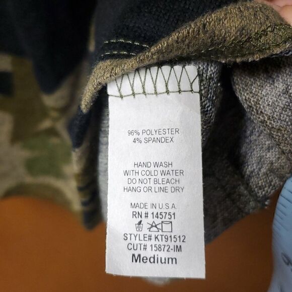 Fantastic Fawn camo long sleeve, NWT medium - Picture 3 of 5